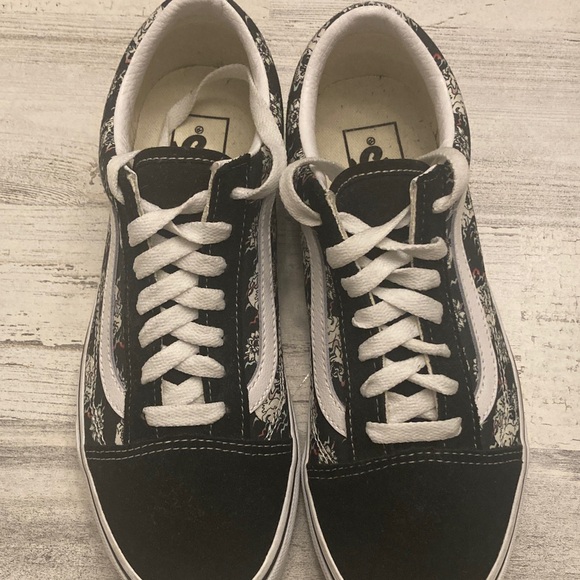 Genuine Vans Old Skool Black and White Flash Skull  Women’s 7. 5 Men’s 6.0 - Picture 6 of 14